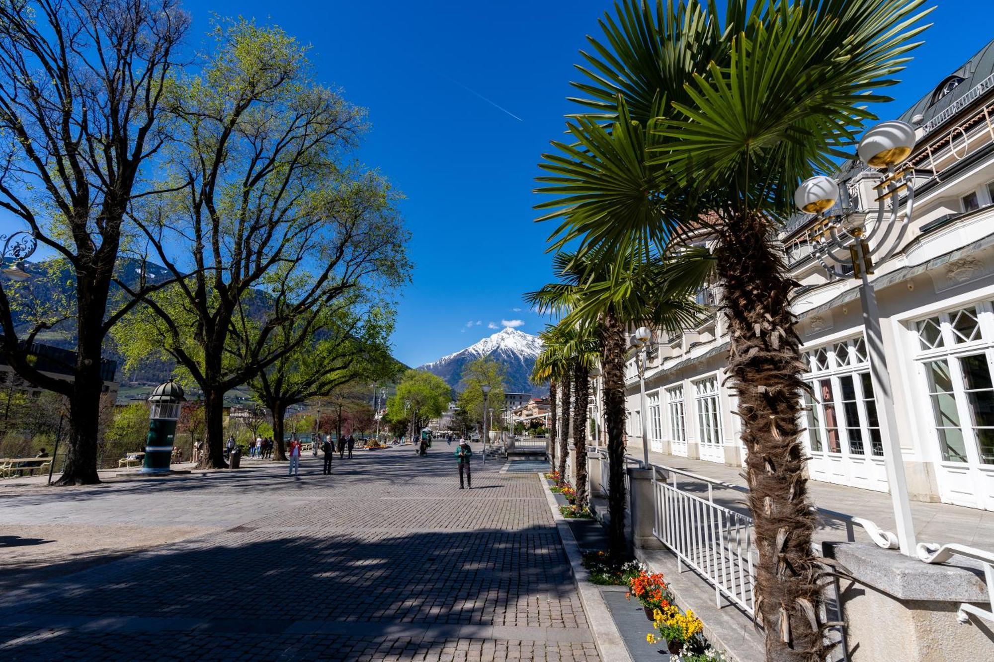 Ausblick Kleinjuwel Mit Panoramablick + Garage Apartment Merano Exterior foto