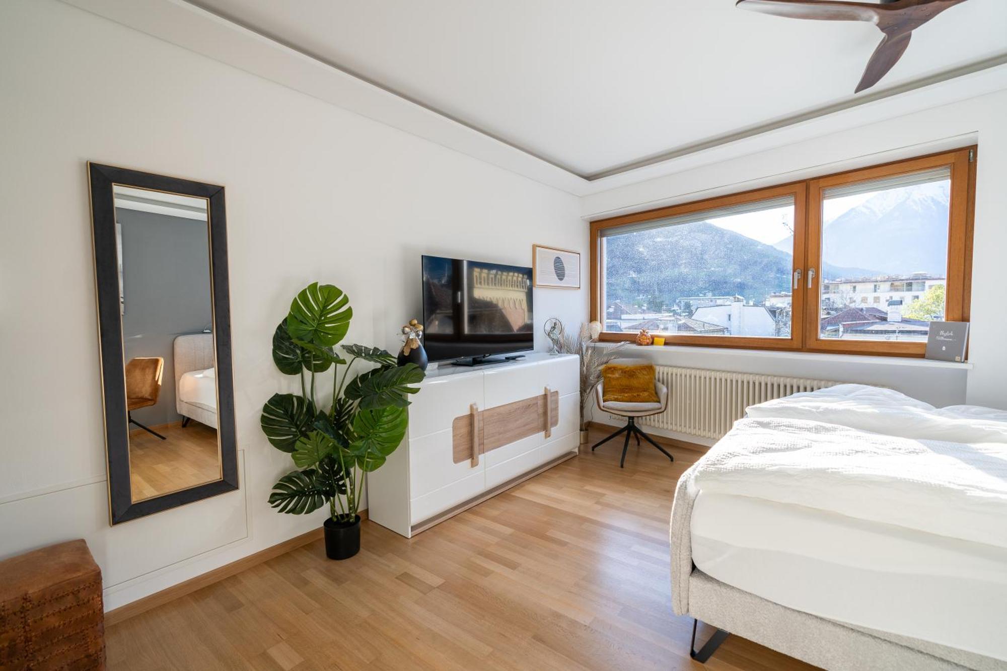 Ausblick Kleinjuwel Mit Panoramablick + Garage Apartment Merano Exterior foto